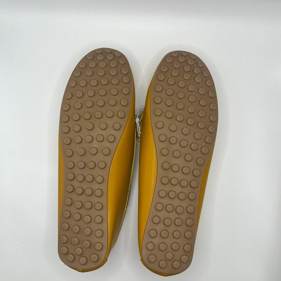 Old Navy Women’s Faux Leather Loafers – Bundle Mustard Yellow & Navy Blue Size 8 - Picture 5 of 10